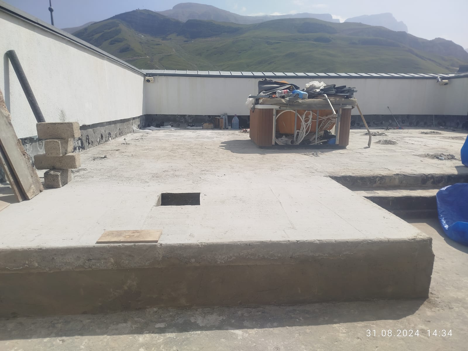 Şahdağ Pik Palace & Park Chalet Kompleksi fasad və damının təmir olunması
