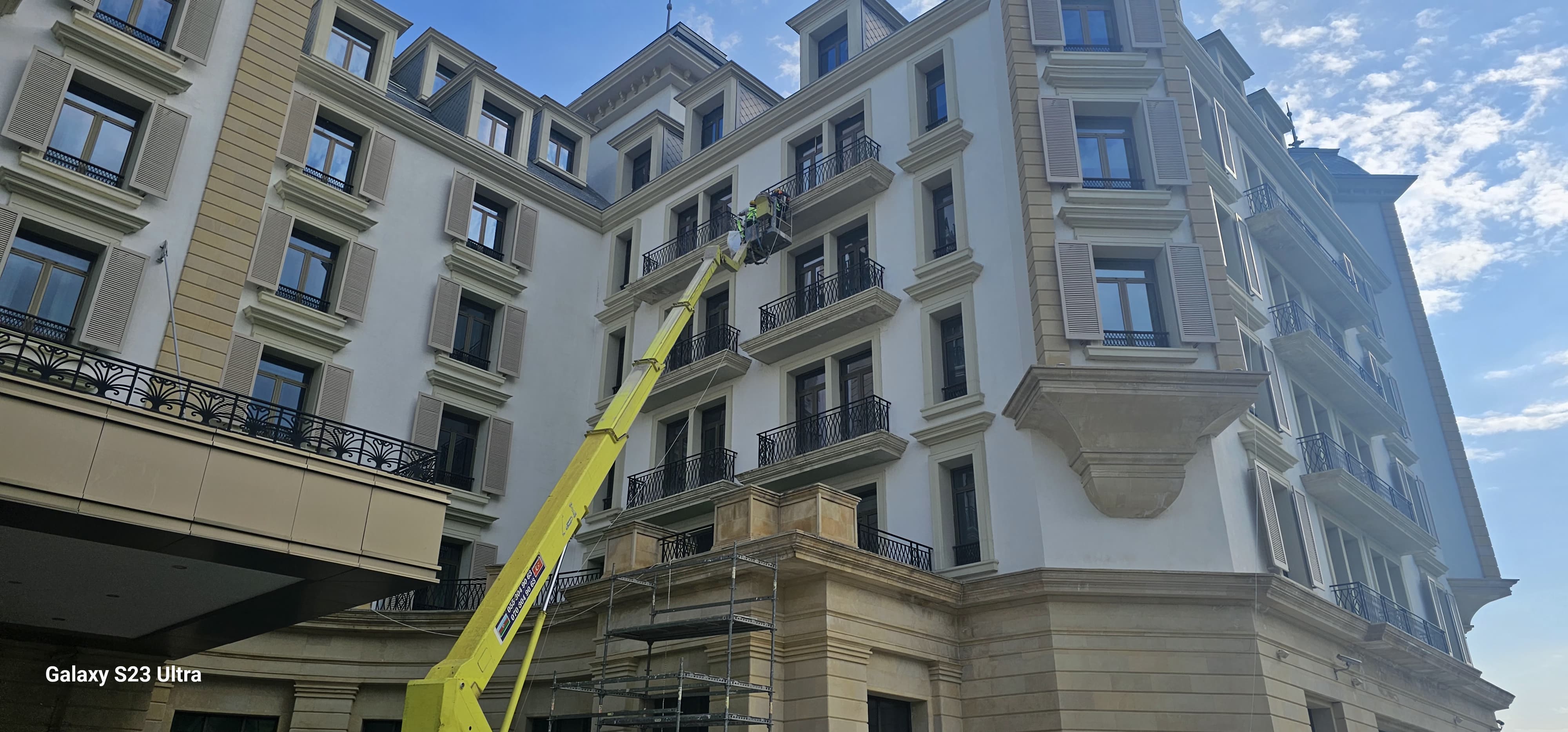 Şahdağ Pik Palace & Park Chalet Kompleksi fasad və damının təmir olunması