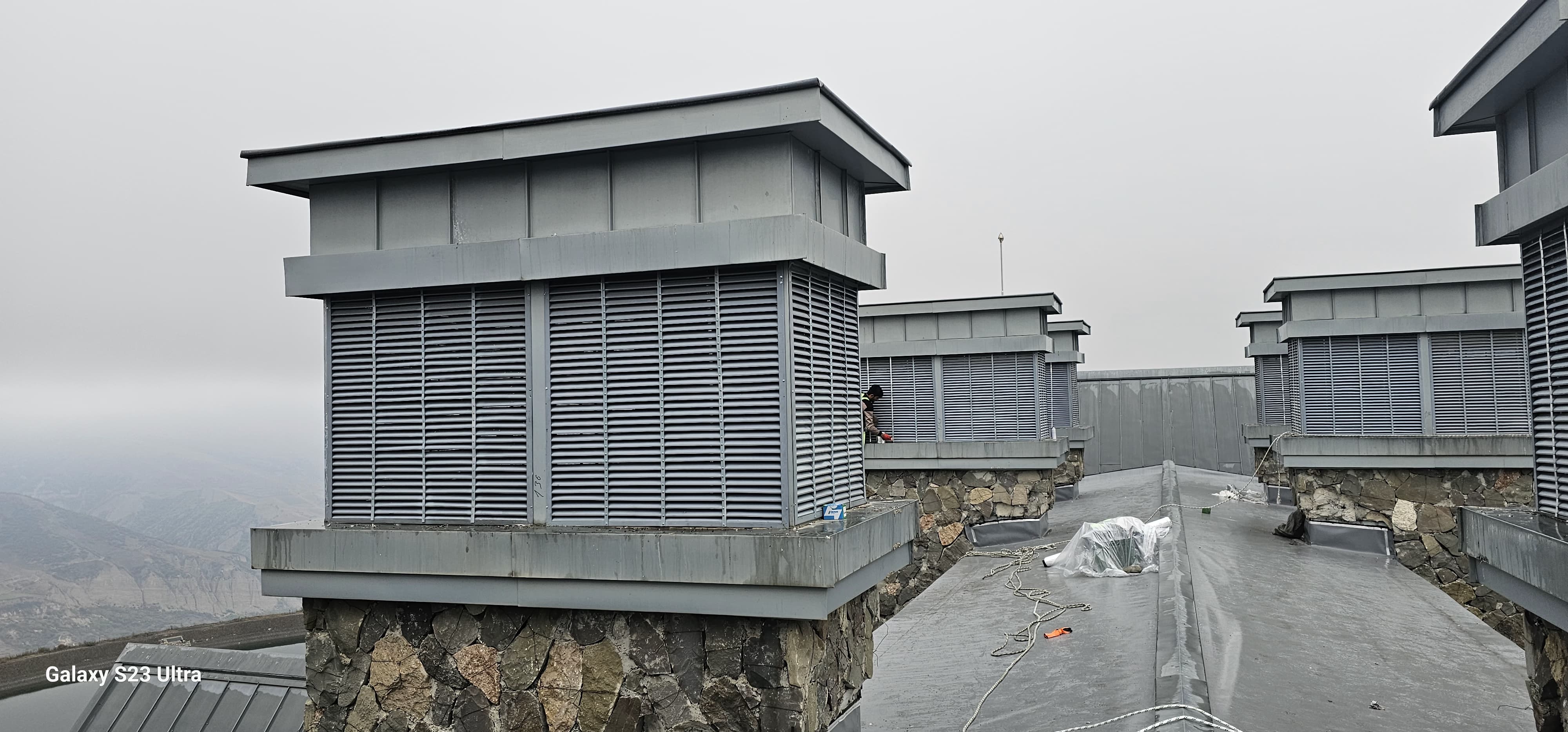 Şahdağ Pik Palace & Park Chalet Kompleksi fasad və damının təmir olunması