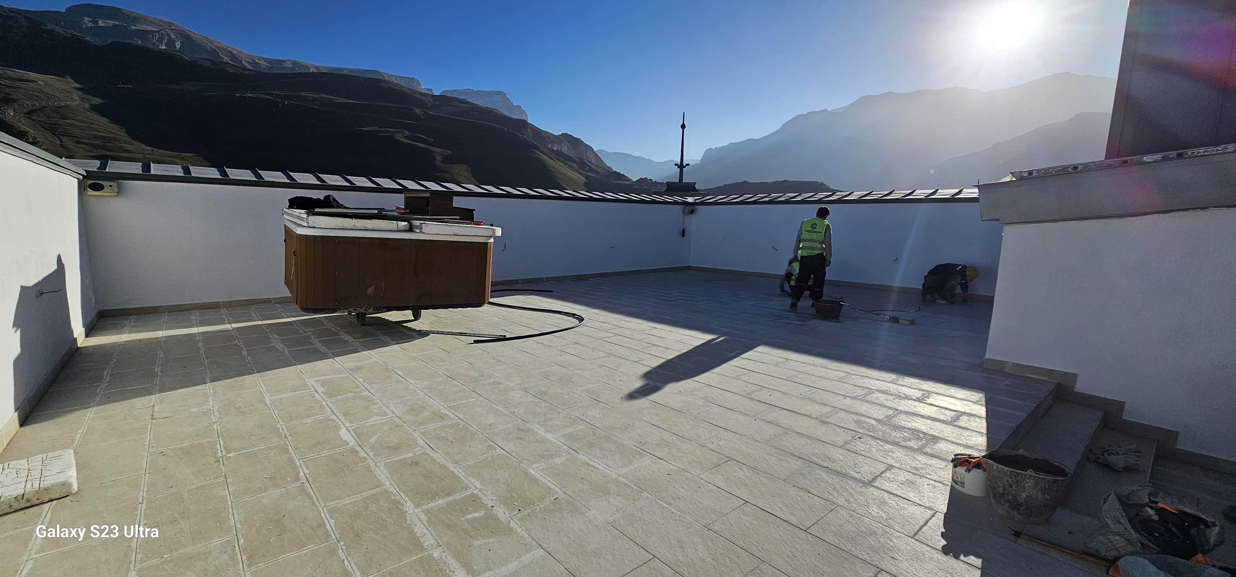 Şahdağ Pik Palace & Park Chalet Kompleksi fasad və damının təmir olunması