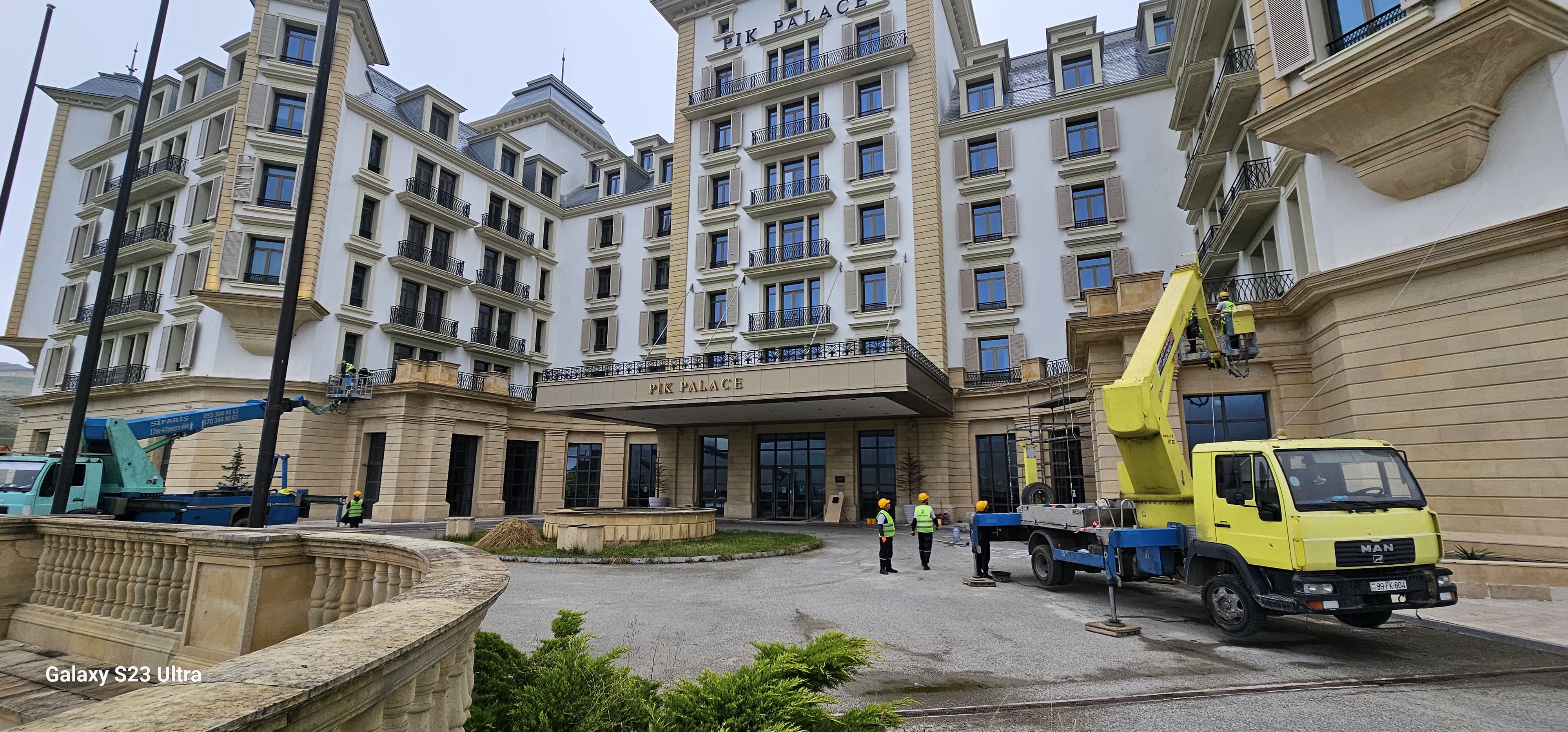 Şahdağ Pik Palace & Park Chalet Kompleksi fasad və damının təmir olunması